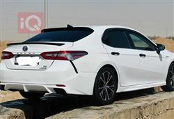 تۆیۆتا کامری